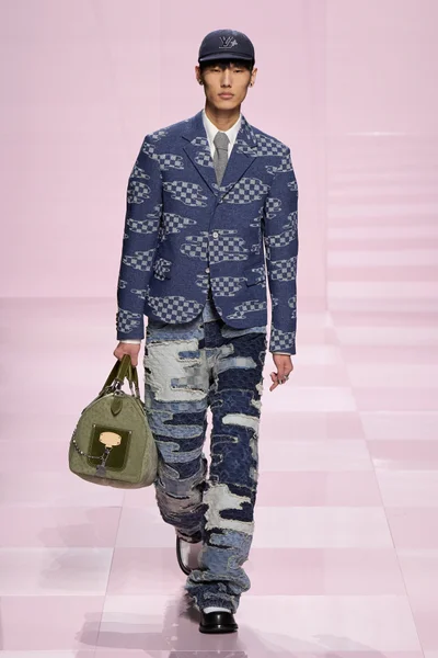 Look 60